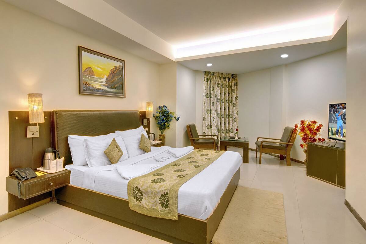 Room | Rollaway beds (surcharge), bed sheets