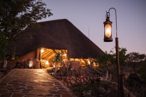 Front of property - Huab Lodge (Kamanjab)