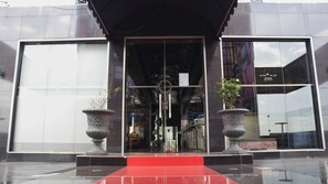 Front of property - Reef Hotel (Johannesburg)