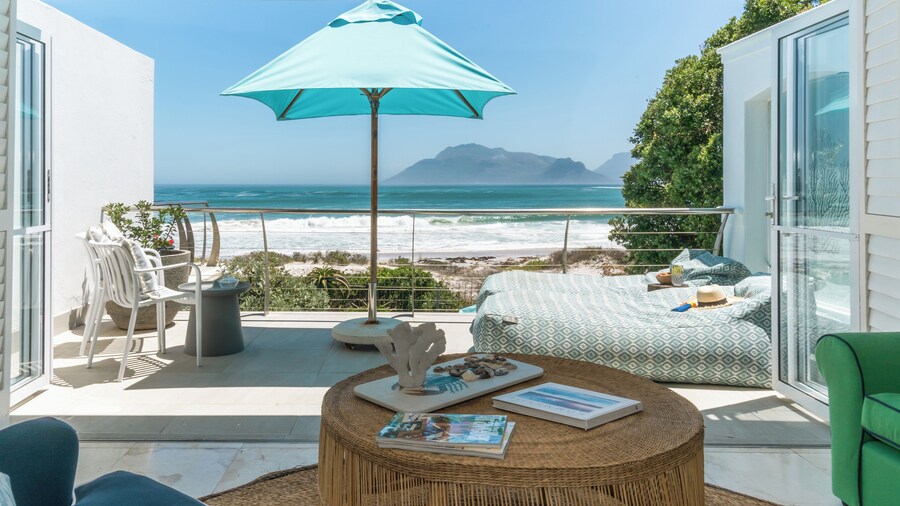 The Last Word Long Beach