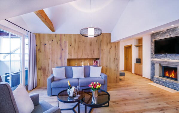 Superior-Suite | Minibar, Zimmersafe, individuell dekoriert, individuell eingerichtet