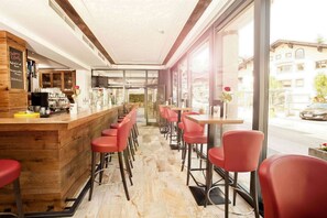 Bar (on property) - Das Reisch (Kitzbuhel)