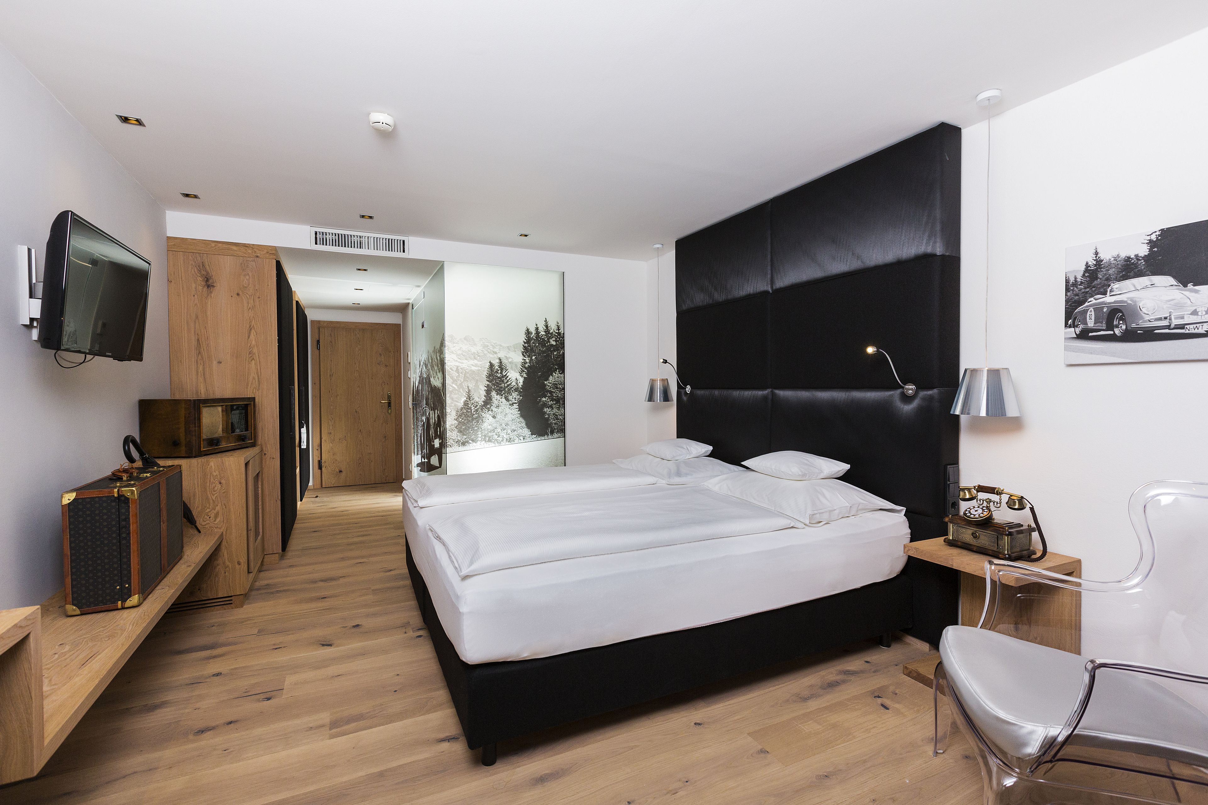 1 bedroom, minibar, in-room safe, individually decorated