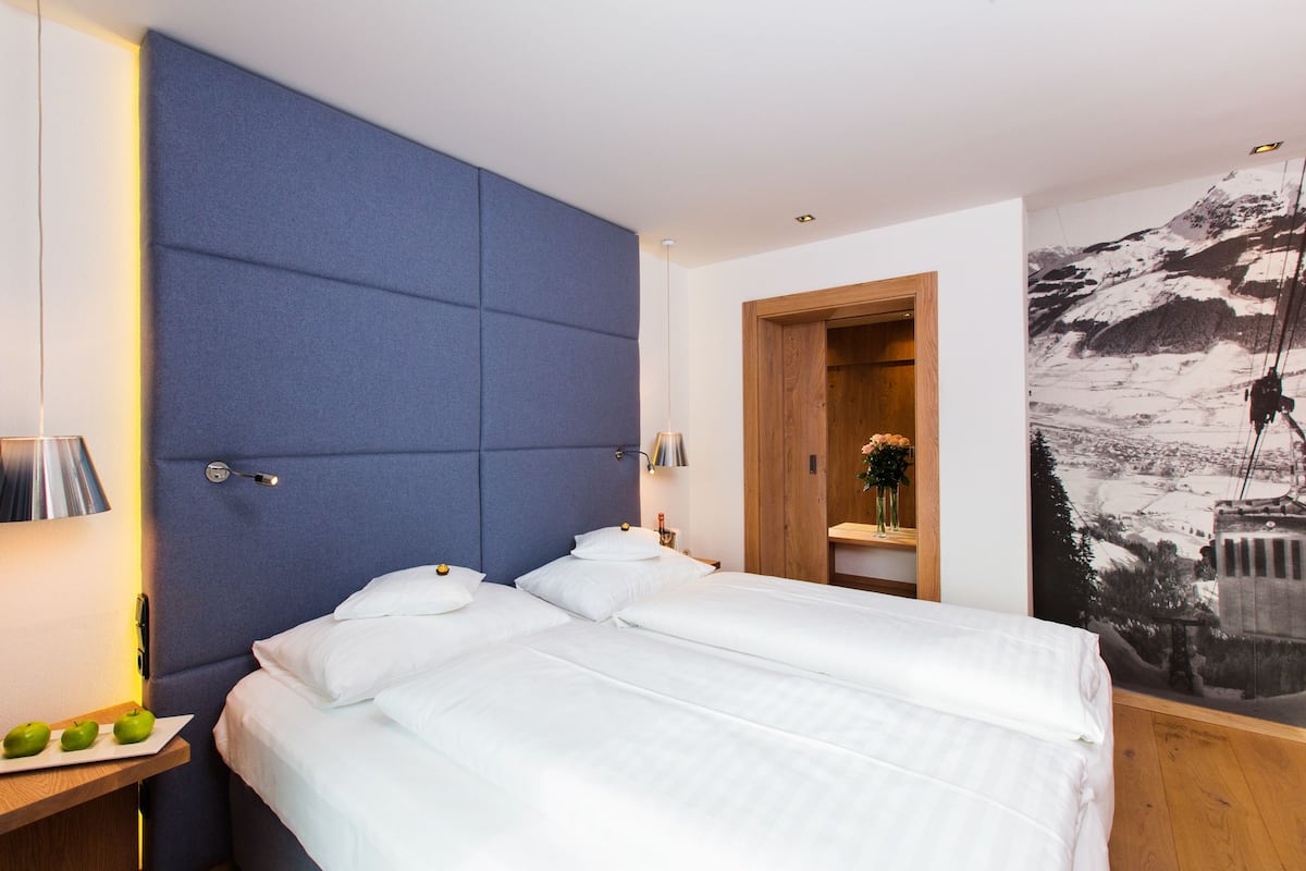 standard suite | 1 bedroom, minibar, in-room safe, individually decorated
