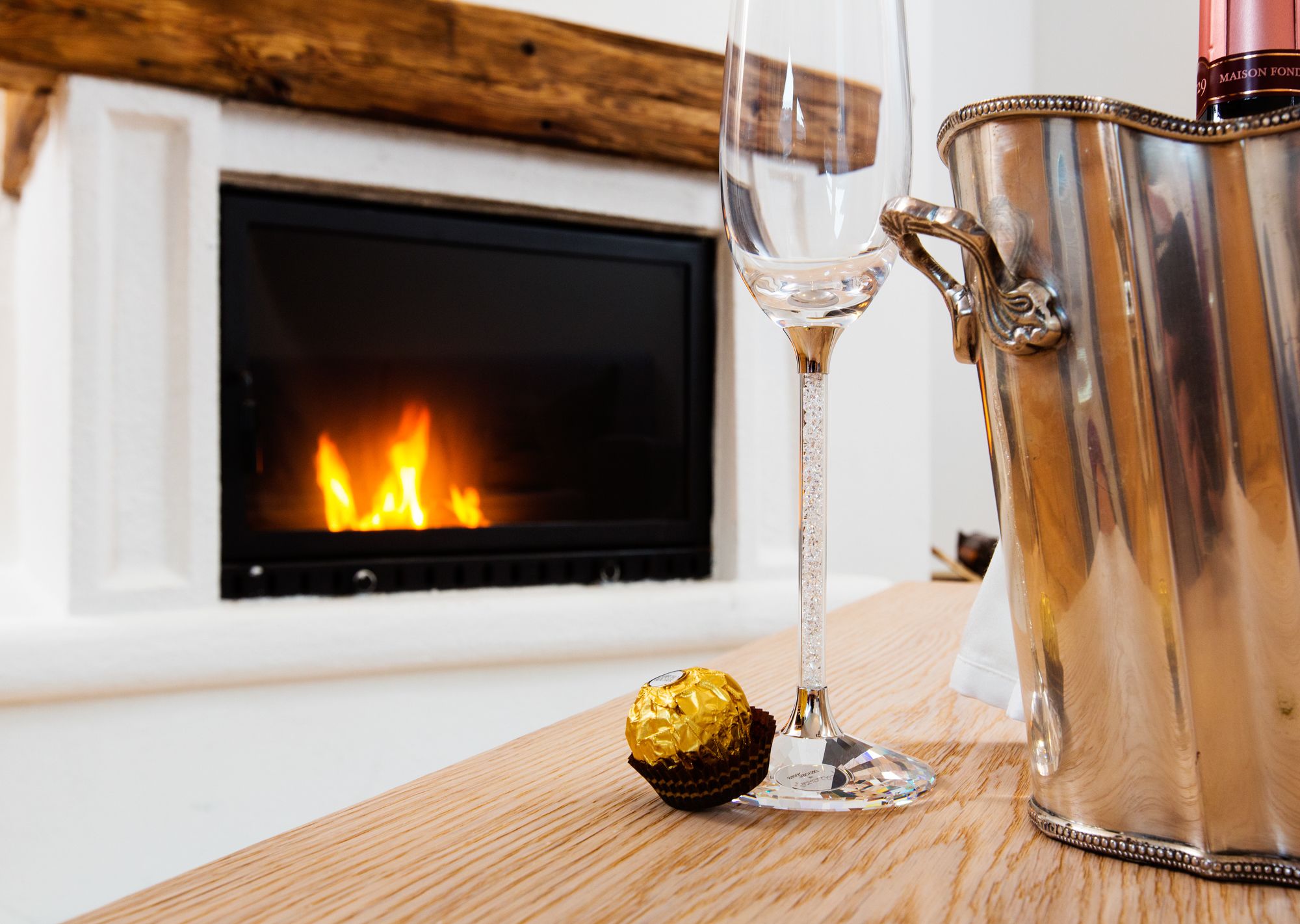 standard suite | living area | flat-screen tv, heated floors