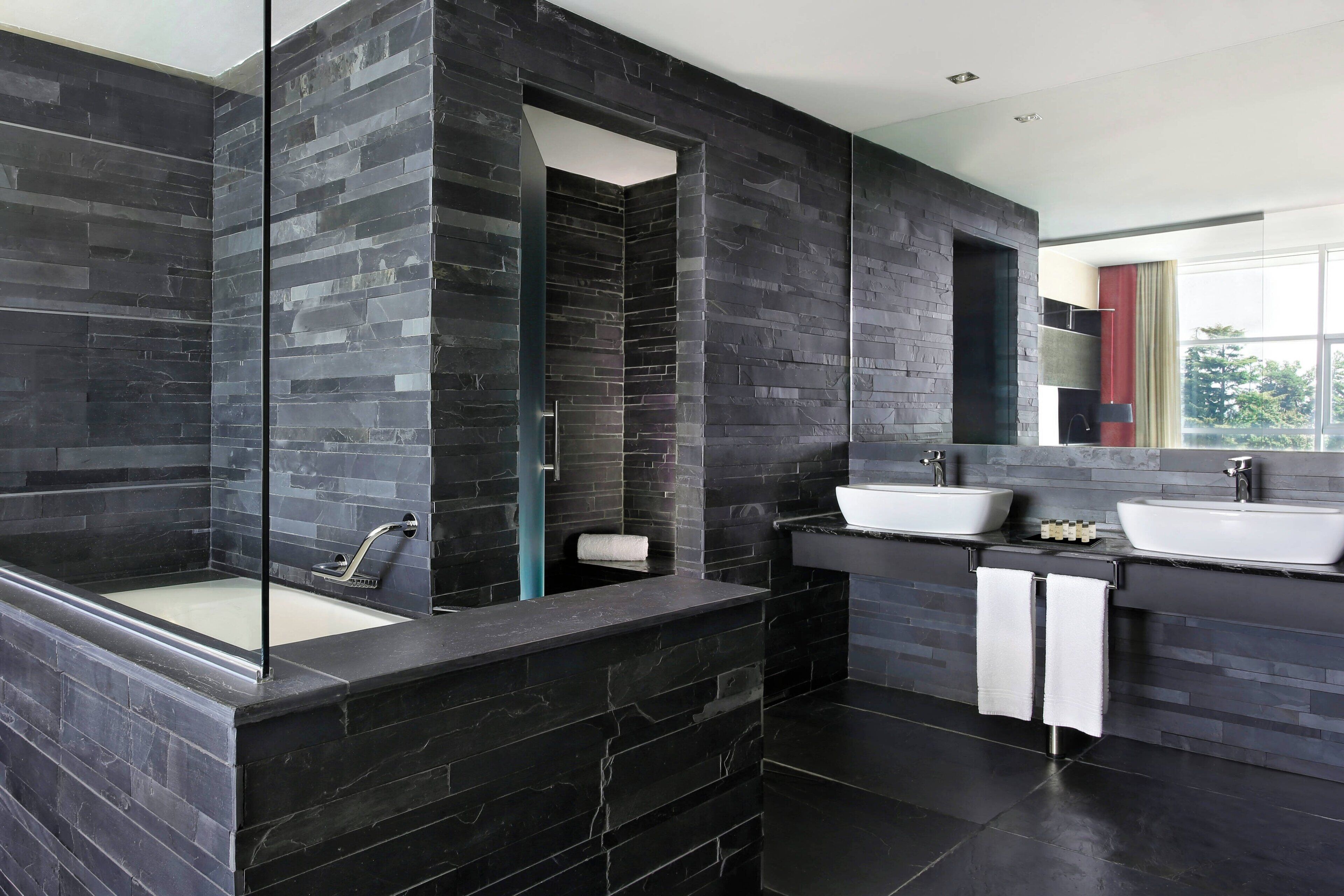 presidential suite, 1 king bed, non smoking | bathroom | free toiletries, hair dryer, bathrobes, slippers