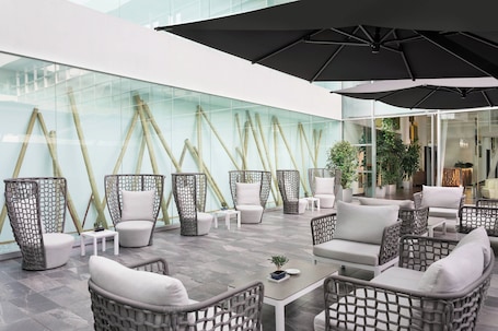Terrace/patio. Sheraton Milan Malpensa Airport Hotel & Conference Center