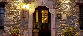 Atrapos Hotel