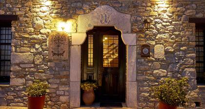 Atrapos Hotel