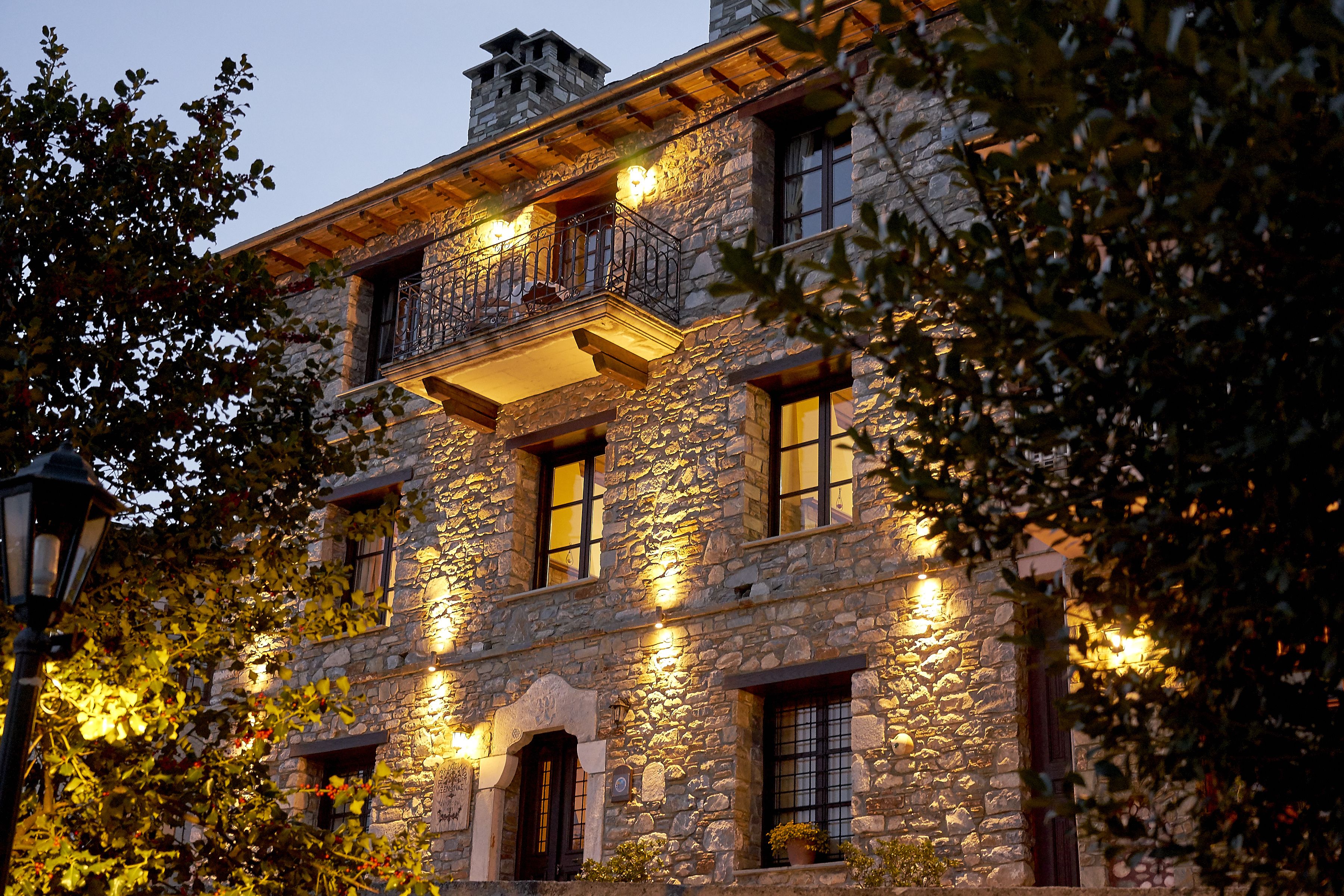 Fachada del alojamiento - Noche