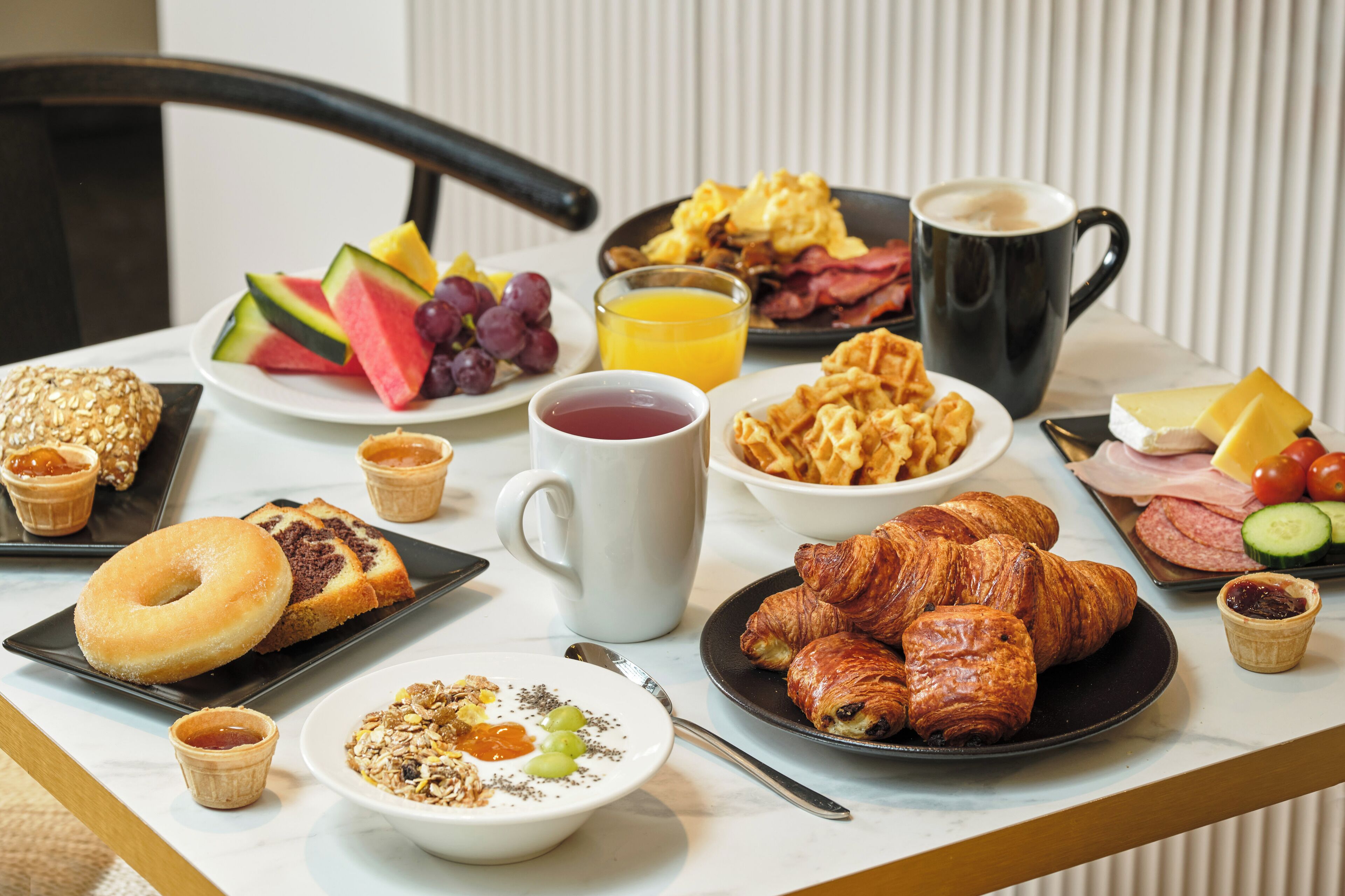 daily buffet breakfast (eur 14 per person)