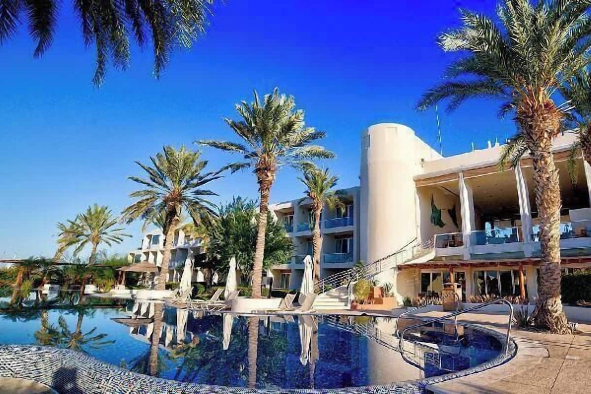 Pool | Outdoor pool, pool umbrellas, sun loungers