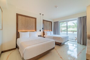 Habitación estándar, 2 camas de matrimonio, vistas al jardín | Sábanas de algodón egipcio y ropa de cama de alta calidad