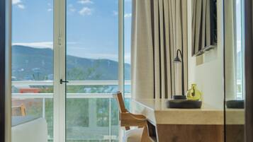 Habitación estándar, 1 cama King size, vista al mar | Sábanas de algodón egipcio y ropa de cama de alta calidad