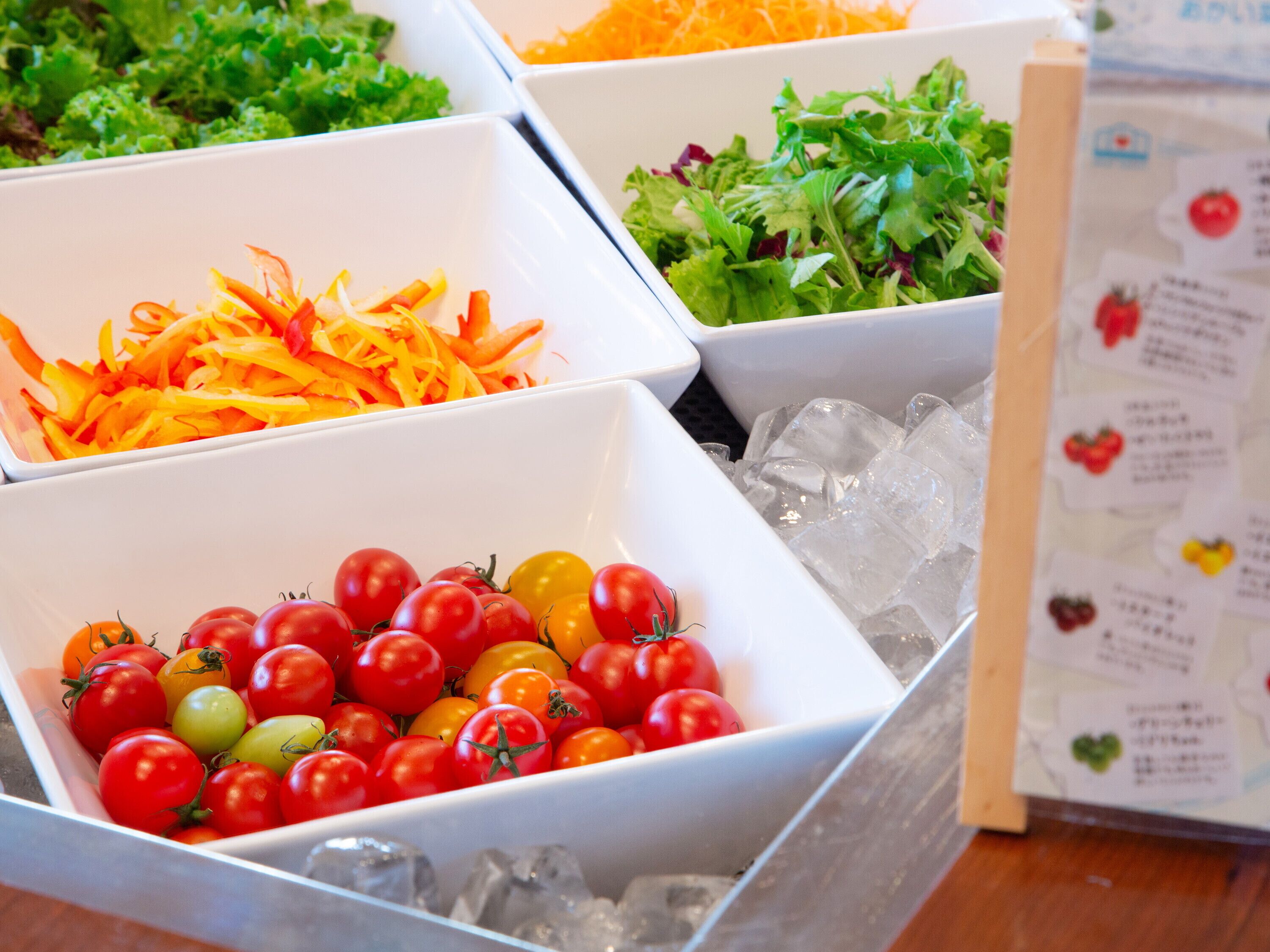 Daily buffet breakfast (JPY 1500 per person)