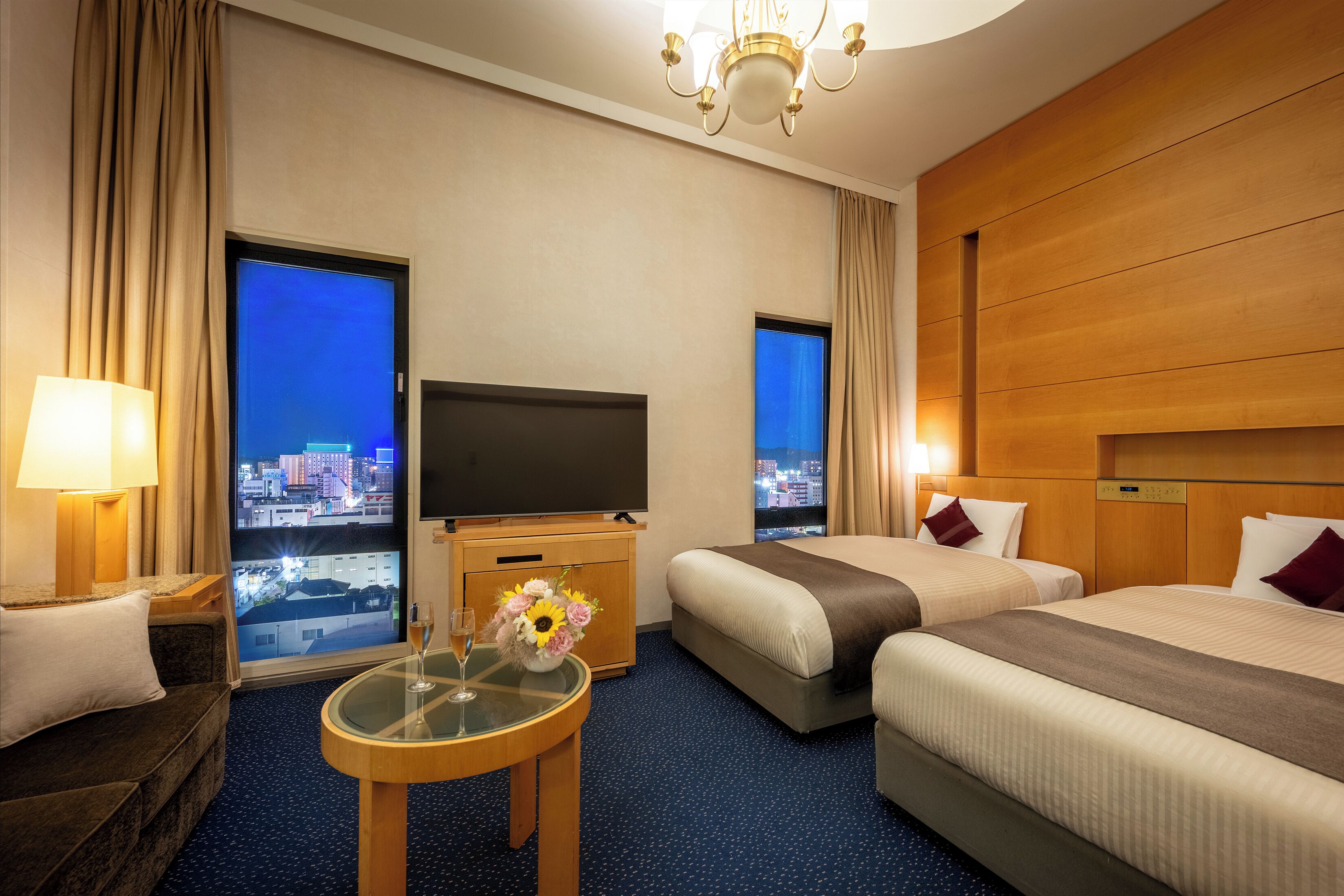In-room safe, desk, laptop workspace, free WiFi