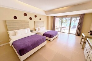 Premier Seaview Twin | Minibar, in-room safe, desk, laptop workspace - The Muse Hotel Boracay (Boracay Island)