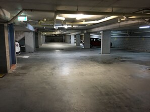 Aparcamiento sin asistencia gratuito