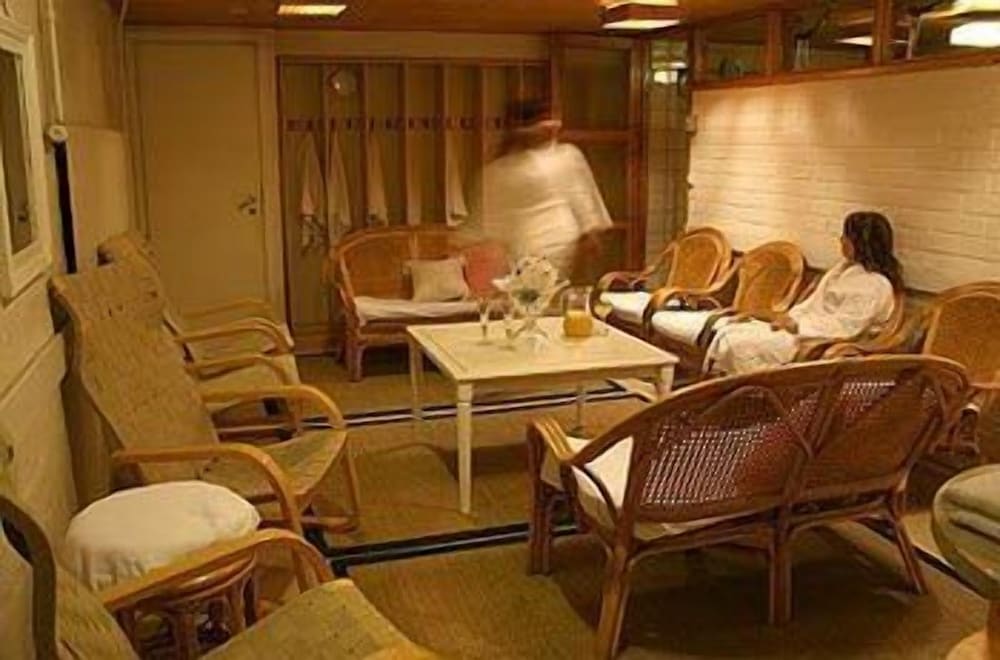 Hotelli Alexander by null