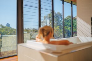 Luxury Cottage, 1 Bedroom, Mountain View | Bathroom | Separate tub and shower, jetted tub, rainfall showerhead - Glass On Glasshouse (Glass House Mountains)