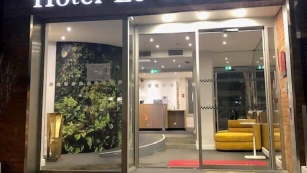 Uklassifisert bilde, 1 av 25, knapp