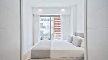 Family Apartment | 2 bedrooms, premium bedding, down duvets, in-room safe