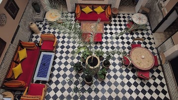 Soundproofing, iron/ironing board, free WiFi, bed sheets