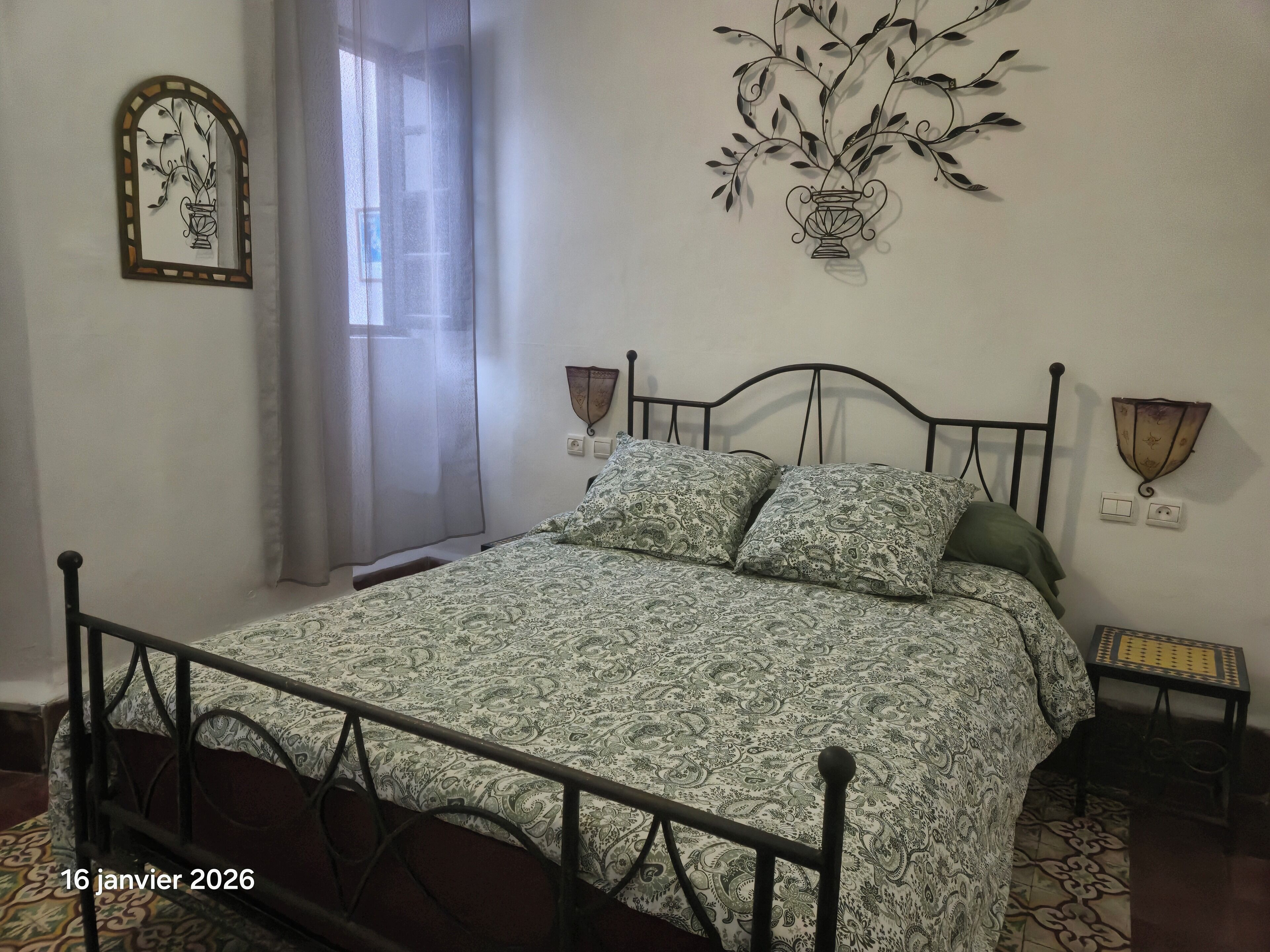 Double Miel | Lydisolert, strykejern/-brett, wi-fi (inkludert) og sengetøy