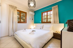 Frette Italian sheets, hypo-allergenic bedding, down comforters