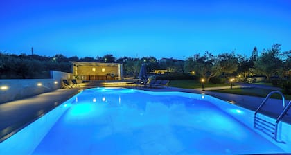Villas Lefkothea
