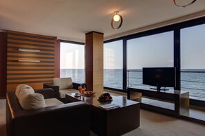 Flat-screen TV - Zornitza Sands SPA (Elenite)