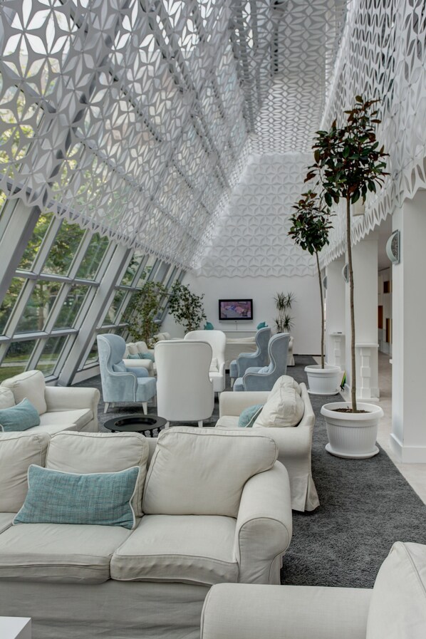 로비 좌석 공간