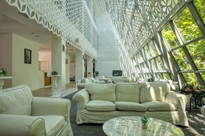 Interior - Zornitza Sands SPA (Elenite)