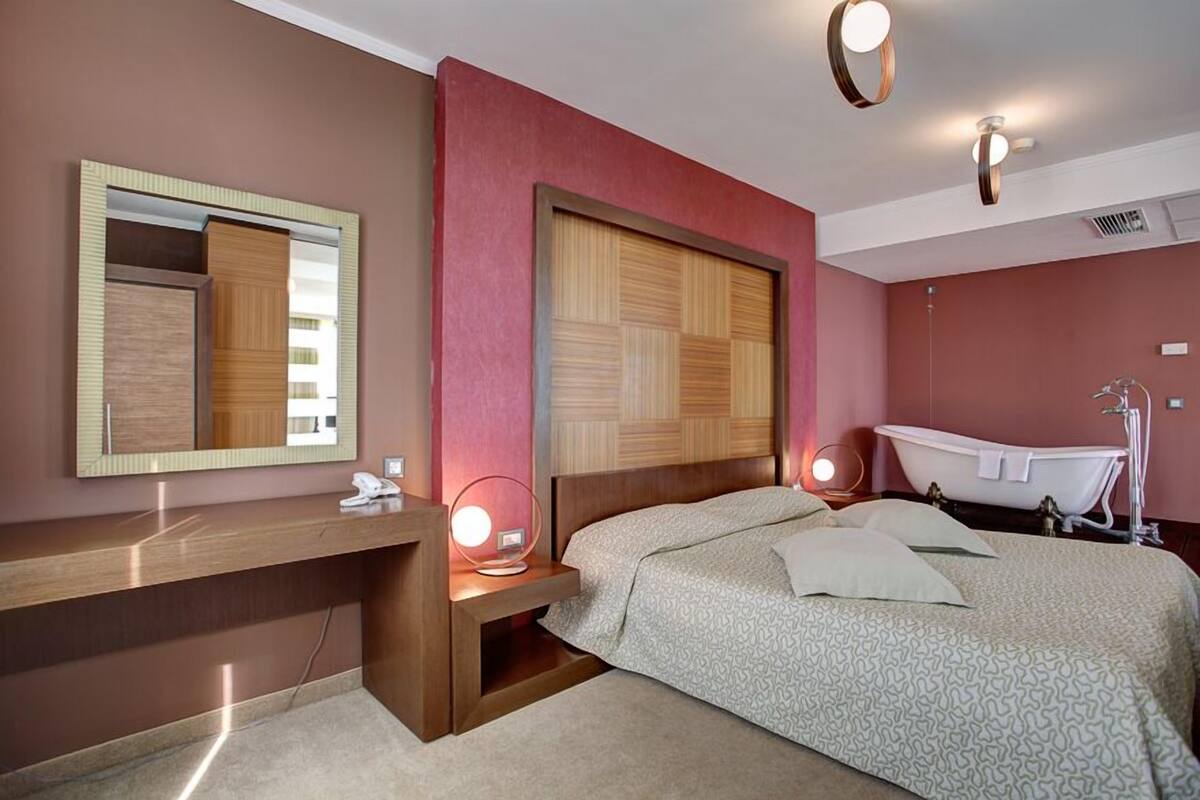 Deluxe Junior Suite, Balcony, Sea View