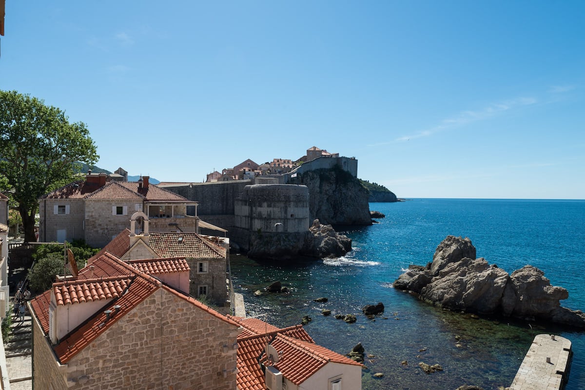 Double Room, Sea View | Premium bedding, in-room safe, free WiFi, bed sheets