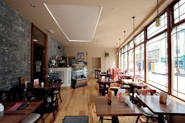 Dining - Royal Spa Hotel (Lisdoonvarna)