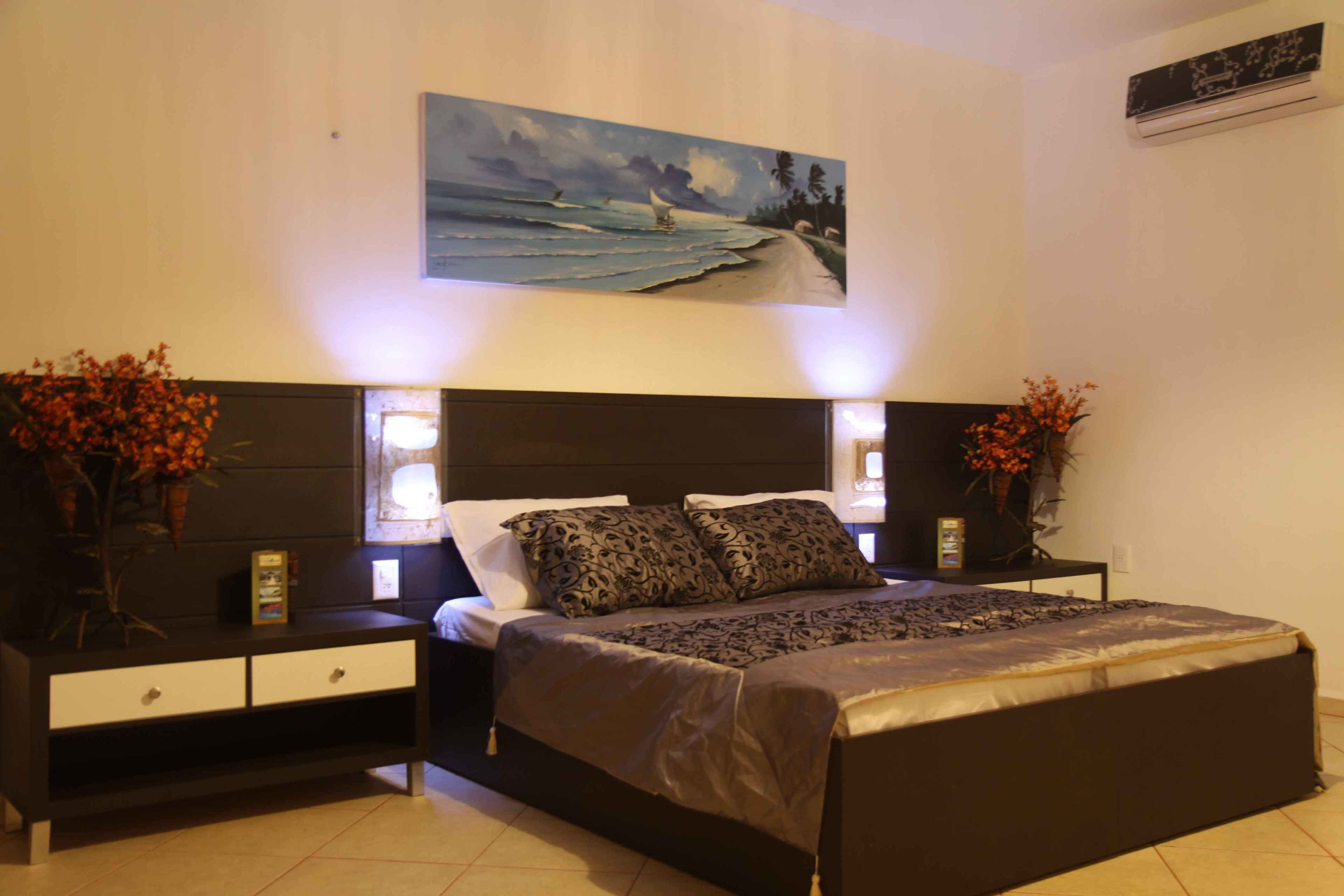 standard room | minibar, desk, iron/ironing board, free wifi