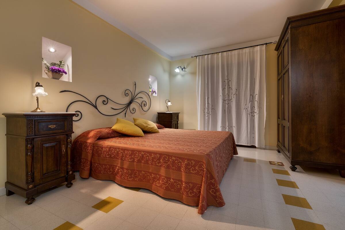 Deluxe Room | Peralatan tempat tidur premium, kalis bunyi 