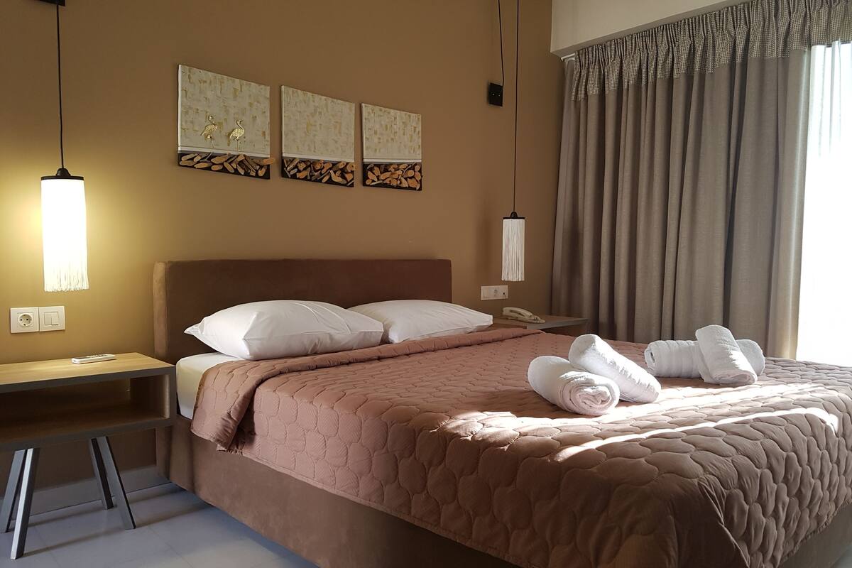 Quarto casal ou duplo superior, vista para o mar