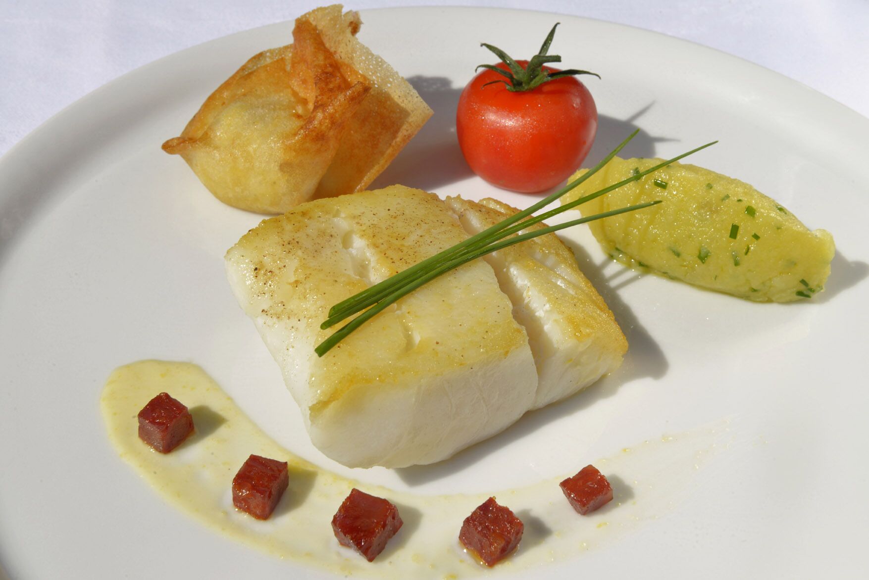 lunch and dinner served, regional cuisine