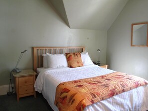 Bureau, espace de travail pour ordinateur portable