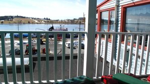 Balcony - Brigantine Inn & Suites (Lunenburg)