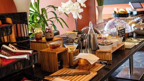 Daily buffet breakfast (EUR 15 per person)