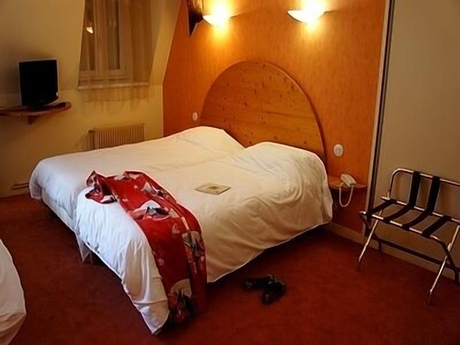 double room | desk, free cots/infant beds, rollaway beds, free wifi