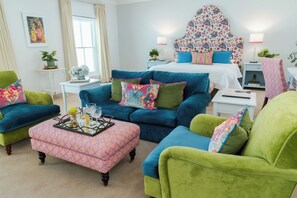 Habitación superior, 1 cama King size | 1 habitación, ropa de cama de alta calidad y edredón 