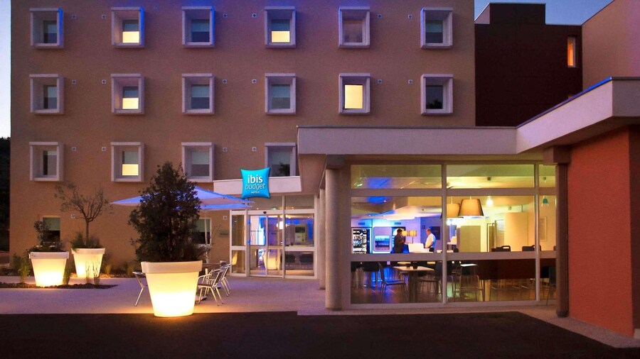 ibis Loriol Le Pouzin