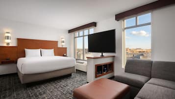 Zimmer, 1 King-Bett (High Floor)