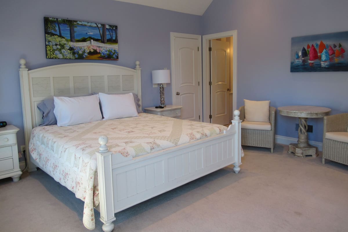 Deluxe kamer, 1 kingsize bed | Kameruitzicht
