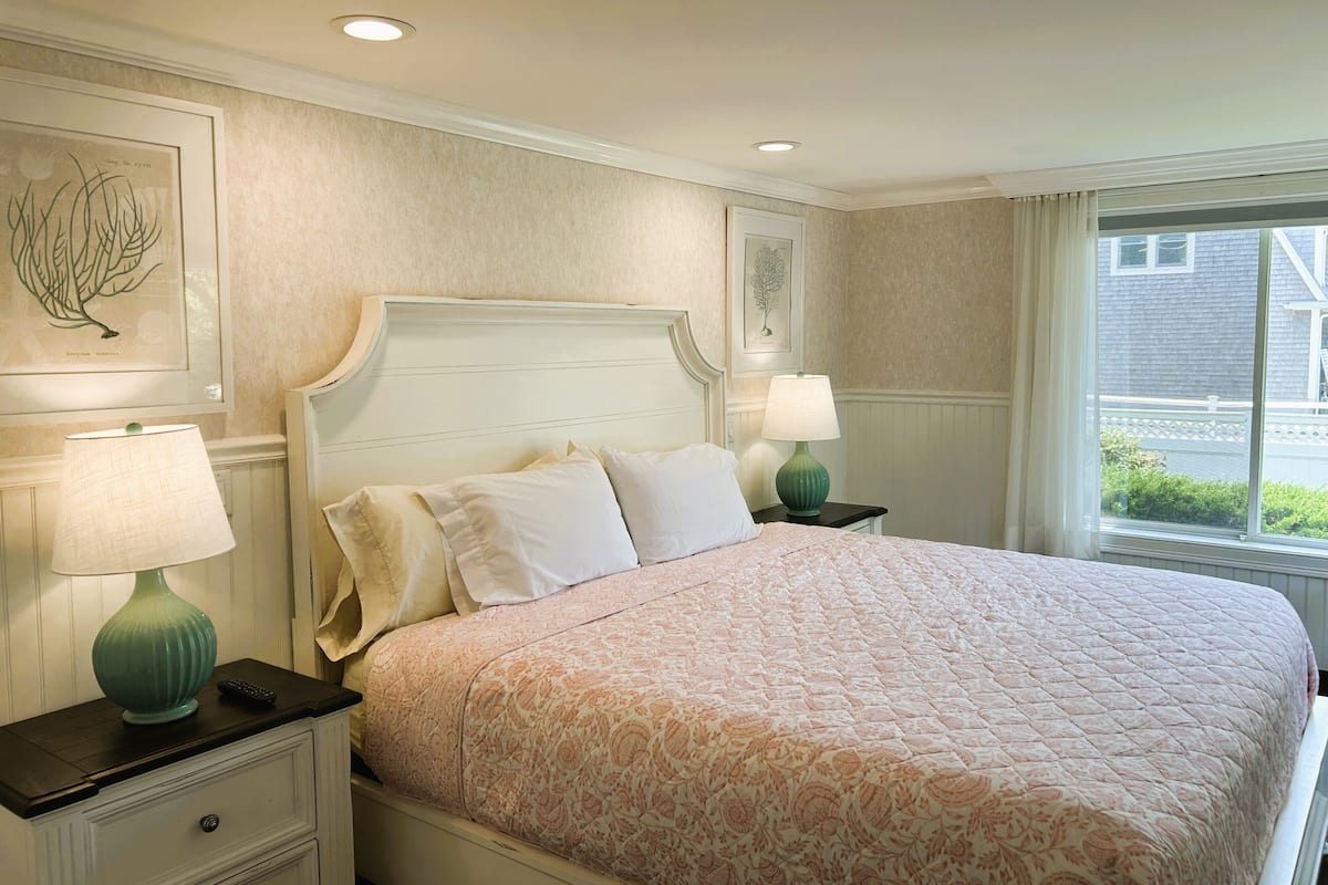 1 slaapkamer, luxe beddengoed, individueel gedecoreerd
