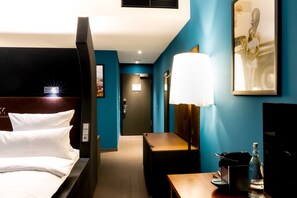 Premium bedding, pillowtop beds, desk, blackout drapes